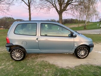 Renault Twingo 1.2 43kW Beach 2003 soft-top STK 4/2027 - 12