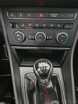 Seat Leon 5F FR 2.0 TDi 135kW, manuál, panorama - 12