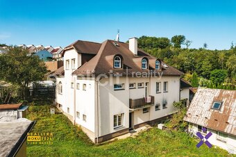 Stylový podkrovní byt 3+kk – komfort, klid a výhledy, 60 m2  - 12