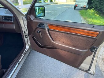 Mercedes 300d W124, 1- majitel, 100 KW - 12