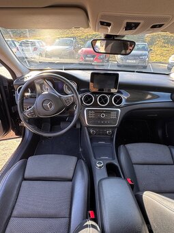 Mercedes Benz CLA 200d Shooting brake - 12