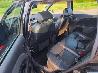 Ford Mondeo ST 220 - 12