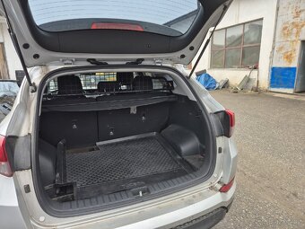 Hyundai Tucson 1,6 T-GDI, benzín,130kW, 4x4, 10/2017 - 12