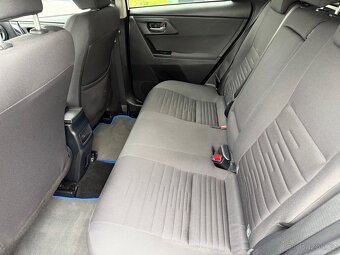 Toyota Auris Hybrid combi / 2016 - 12