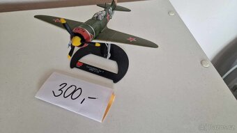 Modely autíčka letadla - 12