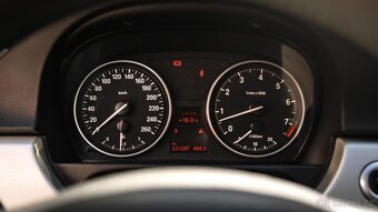 BMW e90 325i - 12