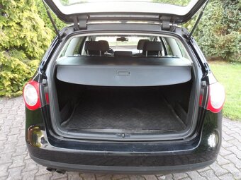 VW Passat 2.0 TDI Sportline 103 kw Common Rail,Navi - 12