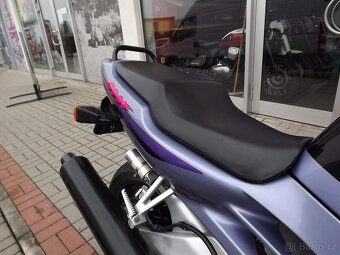 Honda CBR 600F - 12