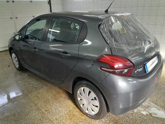 Peugeot 208 1,2 VTI - 12