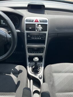 Peugeot 307 Combi 2.0 HDI 100KW, Nová STK, Klimatizace - 12