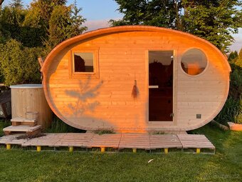 Oválná sauna s odpočívárnou 4 x 3 m - 12