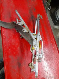 husgvarna 610  TE podsedlový rám - 12