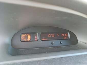 Megane Scenic 1.6 16V - 12