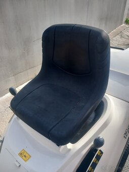 Prodám zahradní traktor rider Béal Performer 12.5Hp - 12