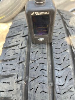 Alu 6x16 5x130 ET68 pneu 225/75/16C - 12