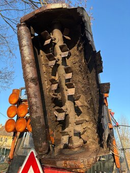 Zetor 7211 příkopová sekačka - 12