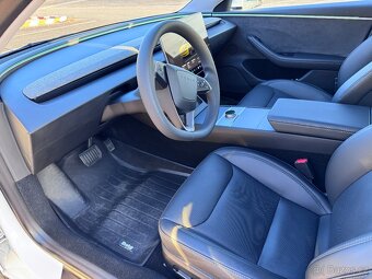 Tesla Model 3 Long Range AWD - 12