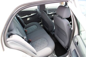Škoda Fabia 1.4 16V, r.v. 2003,  KLIMA EL.OKNA  ASR PDC - 12