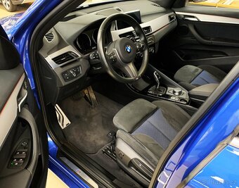 BMW X1 20d xDrive AT 140kW Mpaket - 12