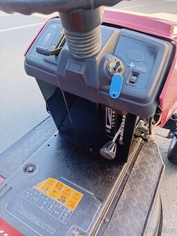 Prodám zahradní traktor MTD - 12