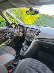 Opel Zafira, 1,6 TURBO (147 kW/200k), r.v. 2017, 7 míst - 12