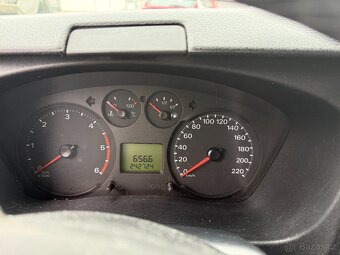 Ford Transit 2,2 - 12