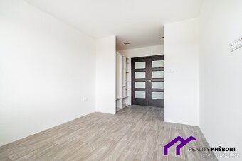 Prodej bytu 2+kk po rekonstrukci - Česká Lípa - 12