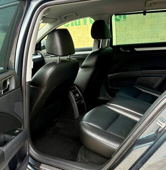 ŠKODA SUPERB 2.0 TDI 103KW DSG XENON VÝHREV KOŽA - 12