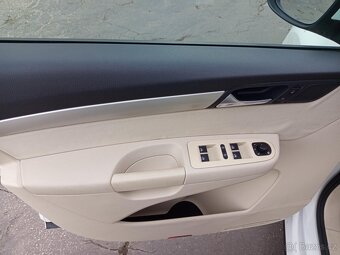 Seat Alhambra 2,0 103kw - 12