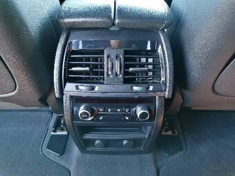 BMW X5 M50d NEBOURANO/NELAKOVANO, DPH-/rok 2015 - 12