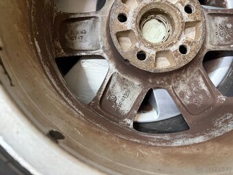 SADA ALU KOL ŠKODA 1Z0601025K 5x112 57,1mm ET47 195/65 R15 - 12