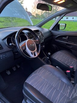 KIA VENGA, 1,4 CVVT, benzín - 12