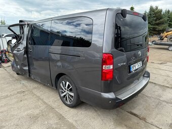 Toyotata Proace Verso 2.0d 130kw automat 2022 8 sedacek - 12