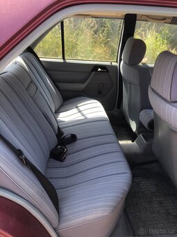 Mercedes 230E Rv-1987 ,benzín ,objem 2,276 ,97/5kw ,automat - 12