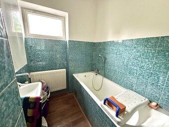 Rodinný dům / Vila, zahrada, garáž, vše v atraktivní lokalit - 12