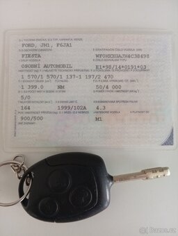 Ford fiesta - 12