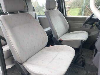 VW Transporter T4 2.5TDI 75KW rv 10/2003 poslední kousek - 12