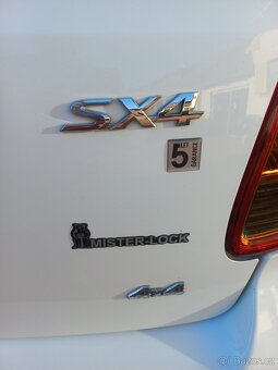 Suzuki SX 4 4x4 - 12