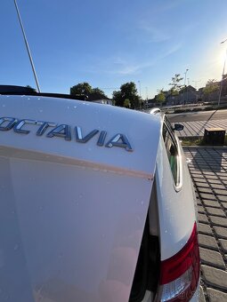 Škodu Octavia Combi III, rok 2014, motor 2.0 TDI 110 kW - 12
