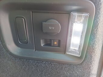 VW Sharan Comfortline 2.0TDI 110kW DSG Bi-Xenon Tažné Kamera - 12