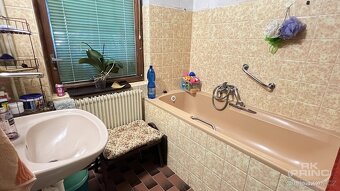 Rodinný dům 4+kk, 162 m² na pozemku 577 m², bazén, Jilové u - 12