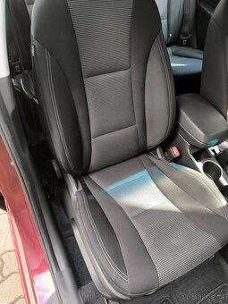 Hyundai i30 1.4 73 kw - 12