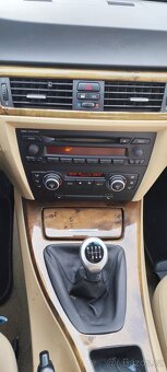BMW 320i nová STK - 12