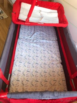 Cestovní postýlka - 12