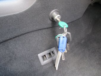 Škoda Octavia 1.6 i CZ 1.maj - 12