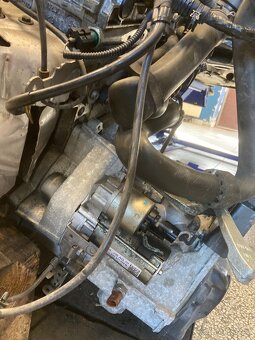Motor 1.2 HTP CGPB 44KW najeto pouze 53 000KM - 12