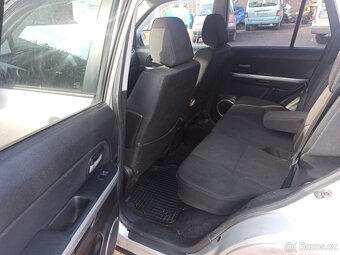 Suzuki Grand Vitara - 12