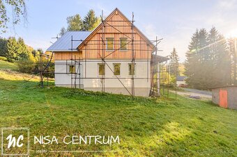 Prodej rodinného domu, 255 m2, pozemek 7442 m2 v horské obci - 12