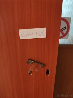 Zánovní interiérové dveře - částečně prosklené - 12