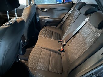 KIA Stonic - 12